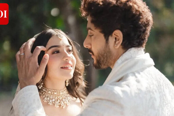 Sumukha marries long-time girlfriend; Kannada actor ties knot with Maitri Uka; Private ceremony held in Rishikesh | Kannada Movie News