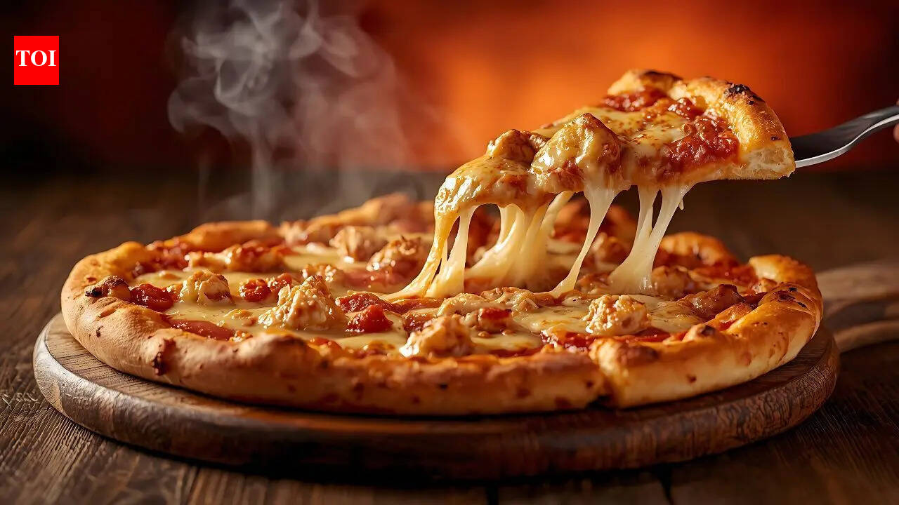 Shocking end after 50 years: Famous pizza chain suddenly shuts all locations as bankruptcy filing triggers total collapse |