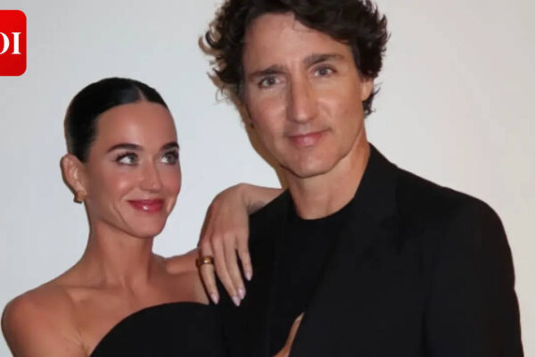 Katy Perry shares loved-up photo with Justin Trudeau, says 'Never knew karma could be so rewarding' |