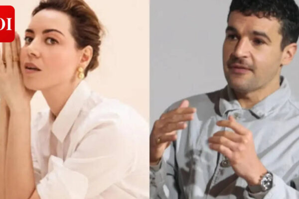 Aubrey Plaza pregnant; actress expecting first child with Chris Abbott |