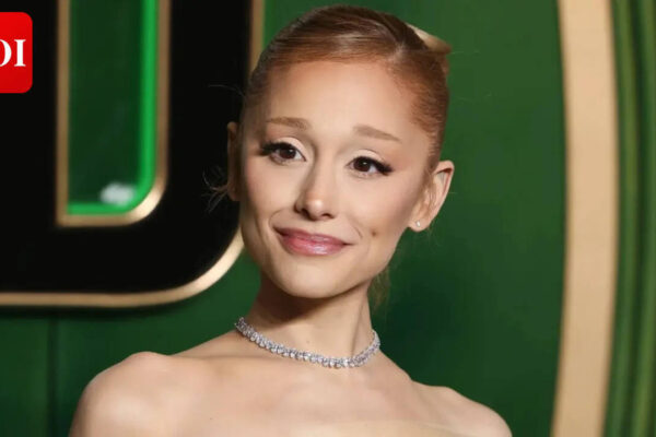 Ariana Grande sparks 'AG8' album rumours with studio selfies and cryptic references: 'We're counting down the 8s' | English Movie News