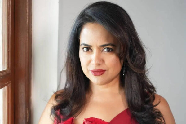 Sameera Reddy recalls spending lakhs on luxury brands to ‘fit in’ at 24: ‘I bought things so people would think I had arrived’ | Hindi Movie News