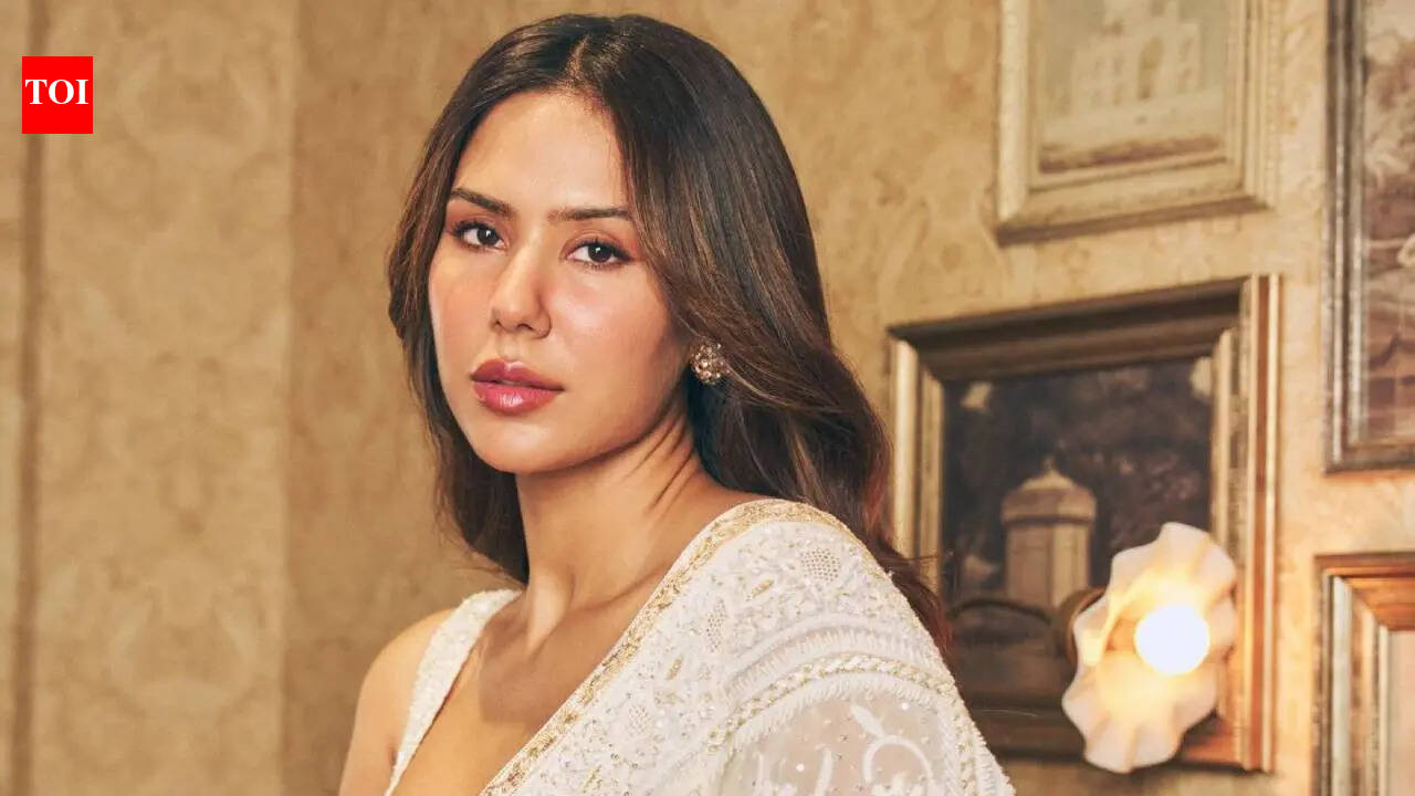 Sonam Bajwa recalls fan’s shocking confession: ‘Because of you, my engagement broke... he wanted me to look like you’ |