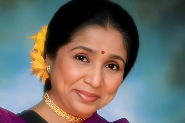 Quote of the day by Asha Bhosle: ‘I never think about the past. Why waste time thinking about something I cannot change’ |