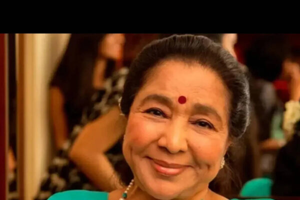 When Asha Bhosle belted out the lyrics to ‘Khatouba’ and revealed how she drew inspiration from Middle Eastern songs |