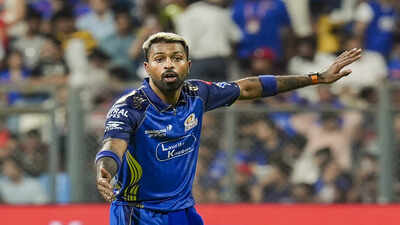 Hardik Pandya: 'Very average captaincy': Ashwin takes aim at Hardik Pandya after MI defeat to RCB | Cricket News