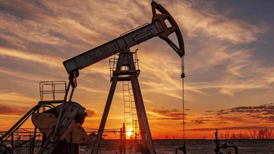 Russia's crude oil export revenues jump to $19 billion in March as Iran war lifts prices