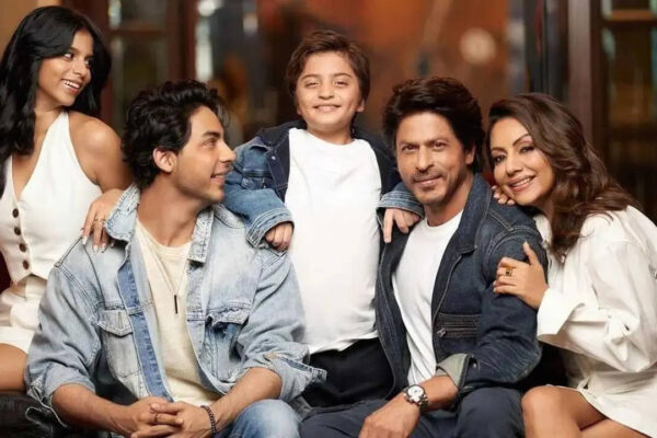 Shah Rukh Khan has never told Gauri Khan he's tired, he would study to tutor children Aryan, Suhana even from the US, says his former security chief |