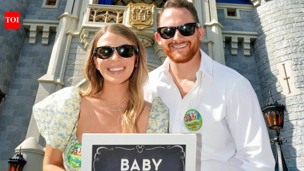 Reba McEntire's son, Shelby Blackstock, is expecting his first child with his wife, Marissa Blackstock |