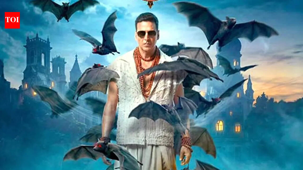 ‘Bhooth Bangla’ box office: Akshay Kumar starrer earns Rs 3.5 crore in paid previews, eyes strong Rs 15 crore opening |