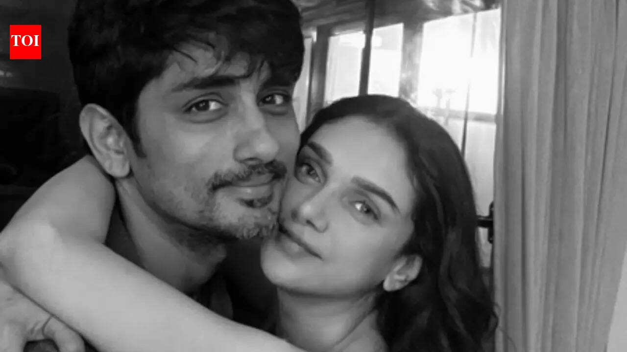 Aditi Rao Hydari Celebrates Siddharth's Birthday with Heartfelt Wishes and Love |