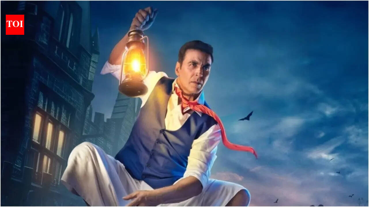 Bhooth Bangla Full Movie Collection: 'Bhooth Bangla' box office collection Day 2 [LIVE]: Akshay Kumar, Paresh Rawal, Rajpal Yadav starrer set to cross Rs 30 crore | Hindi Movie News