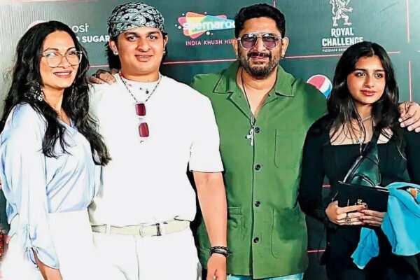 When Arshad Warsi said his children wouldn't have the pressure that Shah Rukh Khan or Hrithik Roshan's kids have when they become actors |