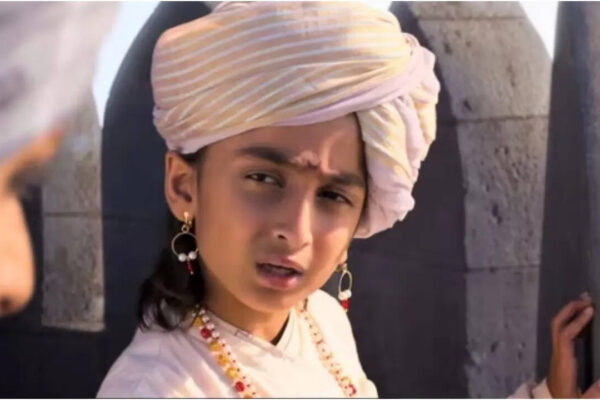 Riteish Deshmukh and Genelia Deshmukh's 10-year-old son Rahyl steals spotlight with his debut in ‘Raja Shivaji’ trailer - Watch | Hindi Movie News