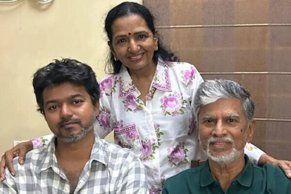SA Chandrasekhar REACTS to son Thalapathy Vijay's 'Jana Nayagan' controversy; says ‘We expected these problems’ | Tamil Movie News