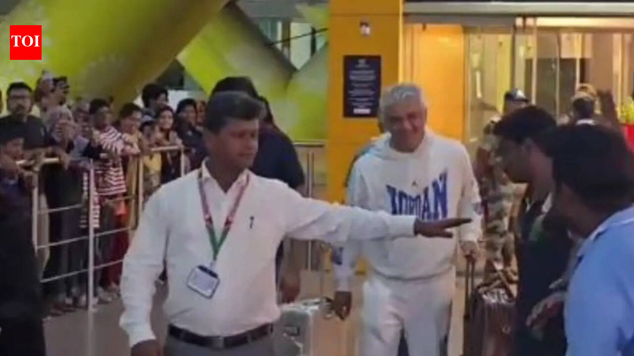 Ajith Kumar returns to Chennai, salt-and-pepper airport look wins hearts ahead of polling day for Tamil Nadu election 2026 | Tamil Movie News