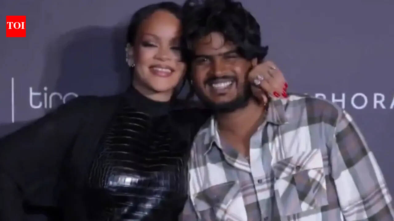 Rihanna charms Mumbai as she invites paparazzi to pose with her; thanks fans for support saying 'Shukriya' |