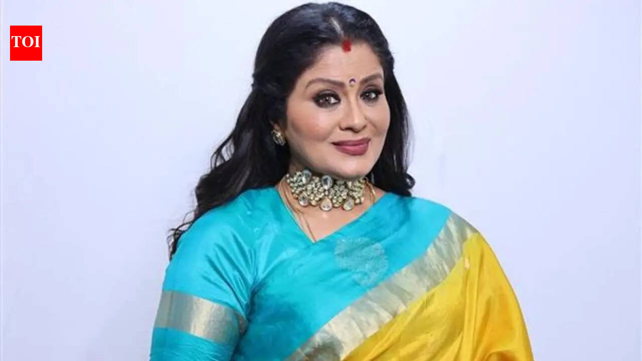 Sudha Chandran recalls losing her leg at 16, first performance after amputation: 'I didn’t want to live... but my parents chose life' | Hindi Movie News