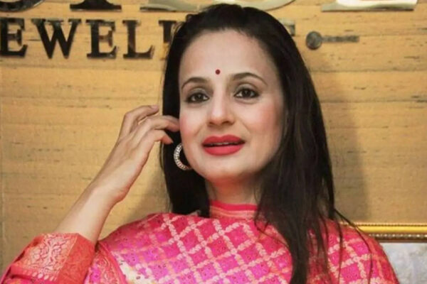 Ameesha Patel on losing Aamir Khan’s Lagaan, working with Shiney Ahuja, addresses claims of Akshay Kumar using a teleprompter | Hindi Movie News