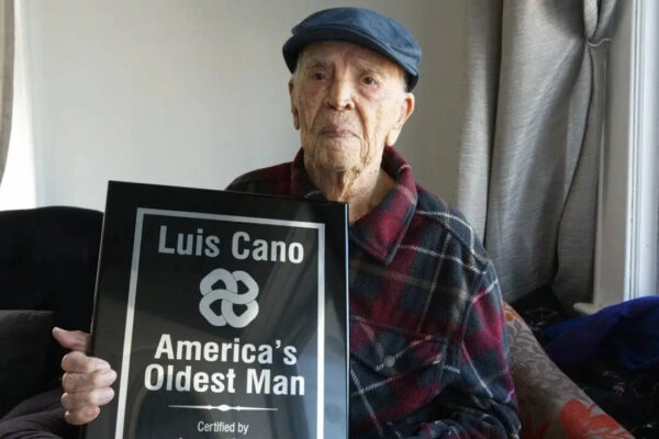 Oldest Living Man: America’s oldest, 111-year-old man, spills beans on 3 simple habits that helped him live a long life