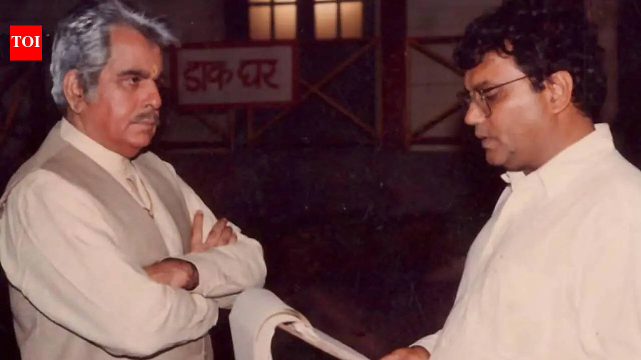 Dilip Kumar skipped Saudagar shoot for 3 days citing illness; Subhash Ghai threatened to cancel film, reveals Kamlesh Pandey |