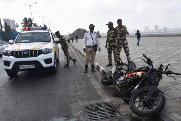 2 teens speeding on bike crash into elderly morning walker on Mumbai’s Marine Drive; all 3 dead | Mumbai News