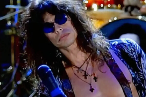 Aerosmith frontman Steven Tyler scores legal WIN in sexual assault of minor lawsuit; court DISMISSES 99 per cent claims﻿ |