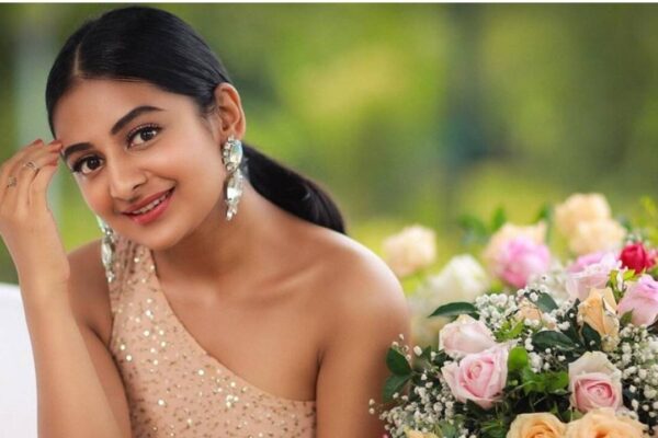 Esther Anil recalls how fans still called her ‘Drishyam papa’ after she moved to Mumbai | Malayalam Movie News