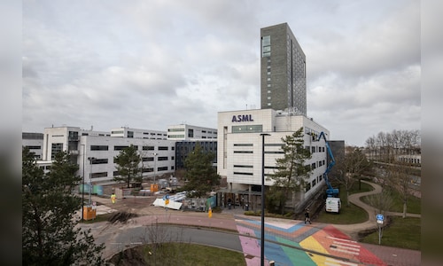 ASML raises 2026 guidance as AI-related semiconductor demand surges