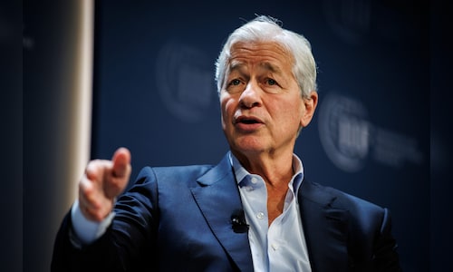 JPMorgan tops earnings estimates; Dimon flags ‘increasingly complex’ risks
