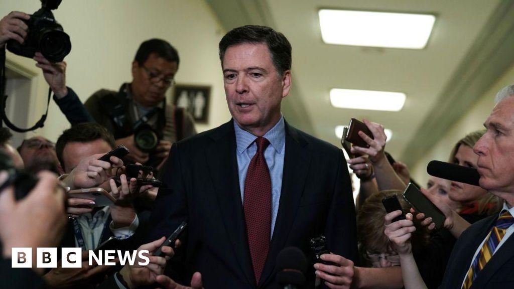 Some experts skeptical of second Comey indictment over seashell post