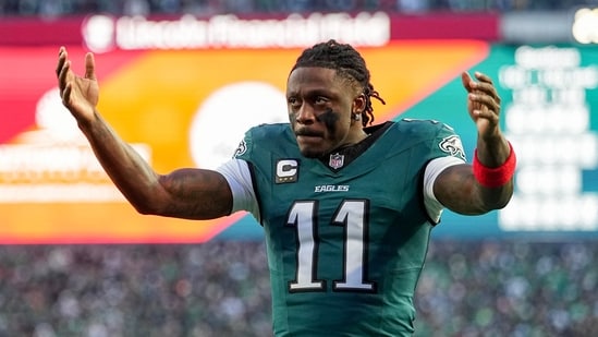 Nick Sirianni sends strong message on AJ Brown as trade rumors swirl