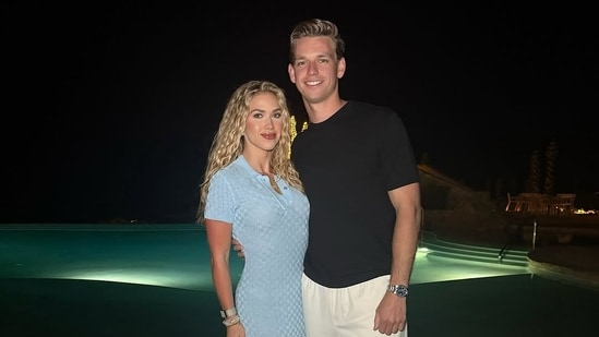 Gracie Hunt says 'yes' to Derek Green in romantic proposal; see photos