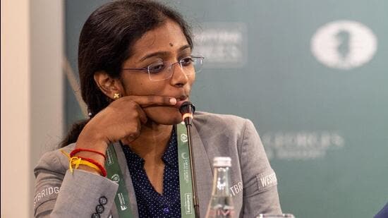 Candidates: Vaishali finds miraculous win to take second spot