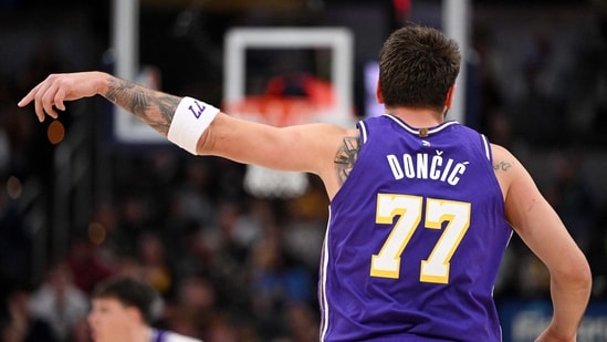 Luka Doncic injury update: Experts weigh in on grade 2 hamstring tear recovery timeline; Lakers worried