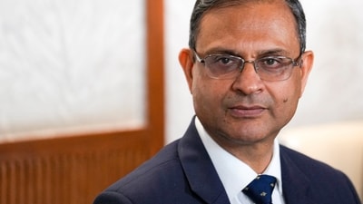 RBI Governor says forex market curbs won't remain forever| Business News