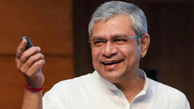 Vaishnaw sets target for top rail officials after reality check of 'lightweight tools' for trackmen | India News