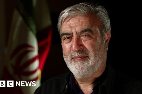 Tehran will never cede control of Strait of Hormuz, senior Iranian politician tells BBC