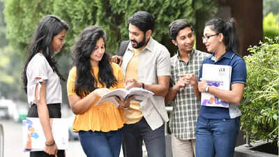 US education department proposes stricter rules on low-earning college programmes