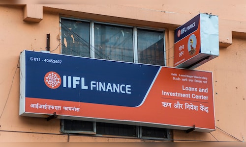 IIFL Finance shares fall 9%, most in three months, turns negative for April