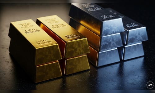 Gold slips over 1%, silver declines by 2% amid geopolitical tensions