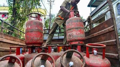 Average daily LPG bookings back to pre-conflict levels: Government | India News