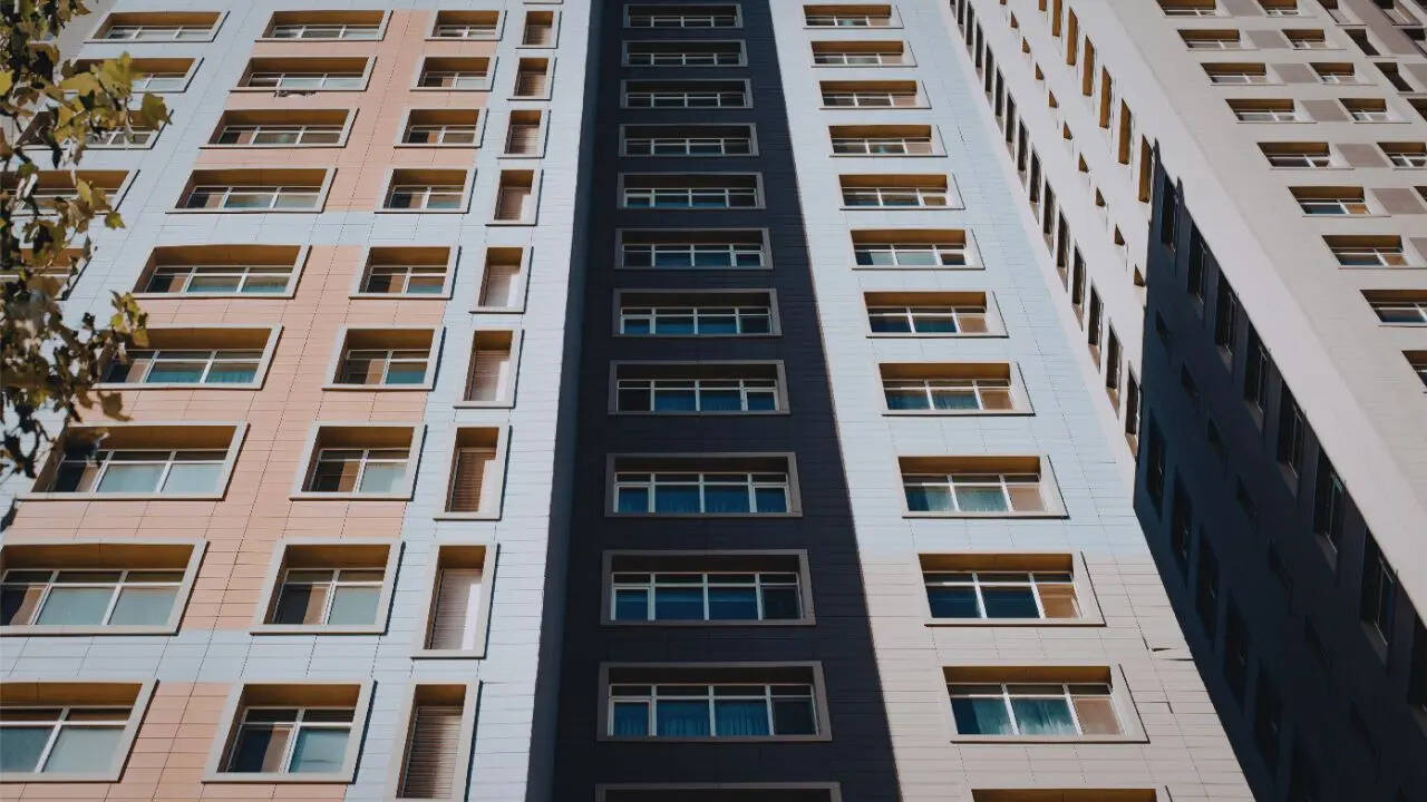 Top 5 premium localities in Greater Noida attracting affluent buyers and long-term investors