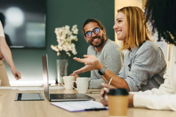 5 things you should never discuss at work