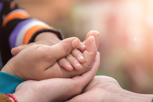 6 signs your child feels emotionally safe with you