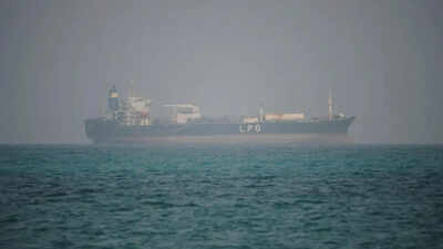 Houthis Threaten Bab al-Mandeb Closure Amid Rising Maritime Tensions | World News