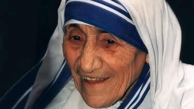 Quote of the day by Mother Teresa: “I alone cannot change the world, but I can cast a stone across the waters to create many ripples.” | World News