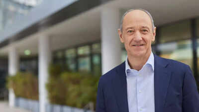 Roland Busch: Siemens to prioritise AI investments in US and China instead of Europe; as CEO Roland Busch says: I cannot explain to my shareholders why I am … |