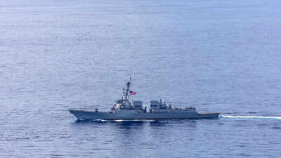 US Navy revives 'tanker war' playbook, launches mine-clearing ops in Persian Gulf