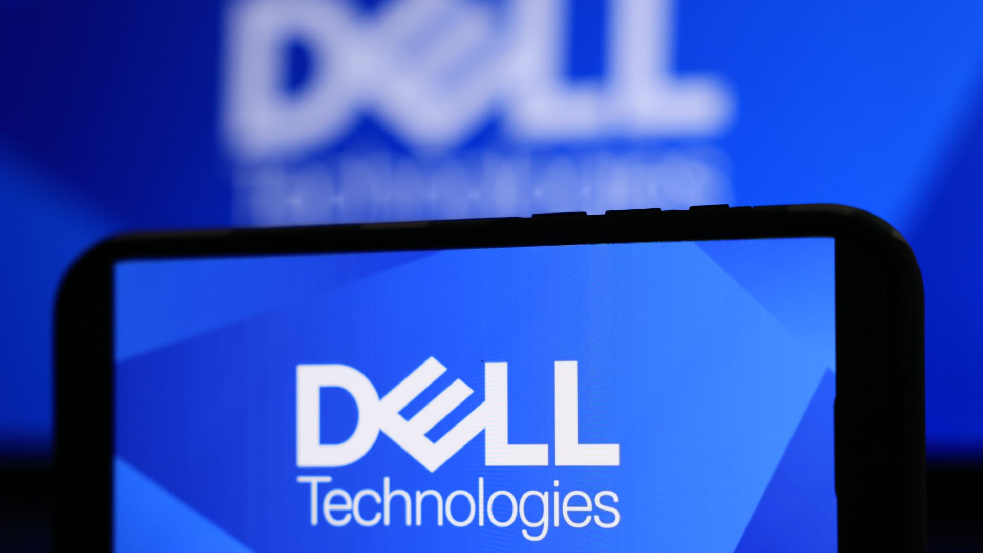 Stocks making the biggest moves premarket: DELL, HPQ, ASTS
